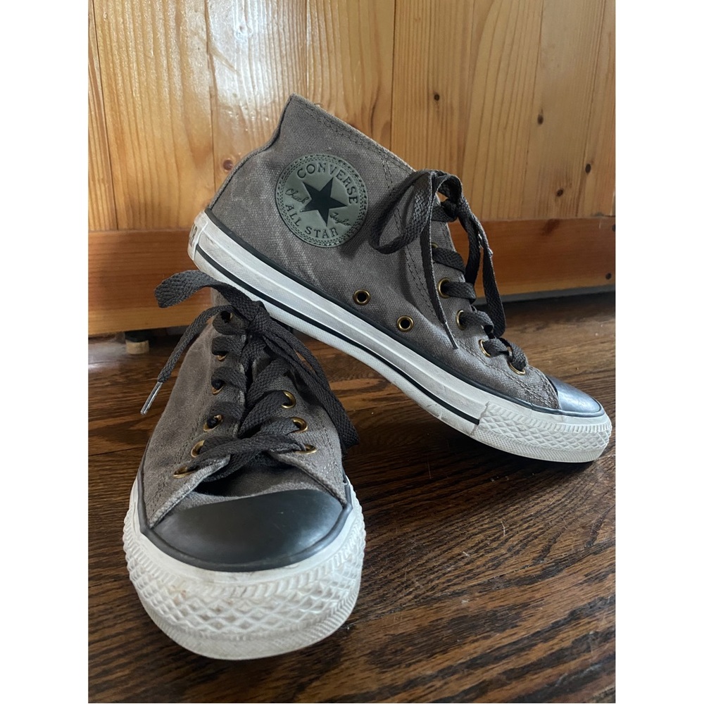Mid Top Converse